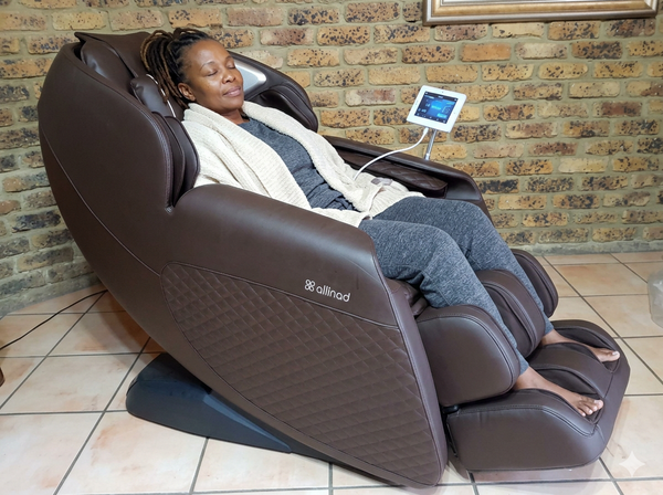 A50 "Talking" Supreme de Luxe Therapeutic Massage Chair